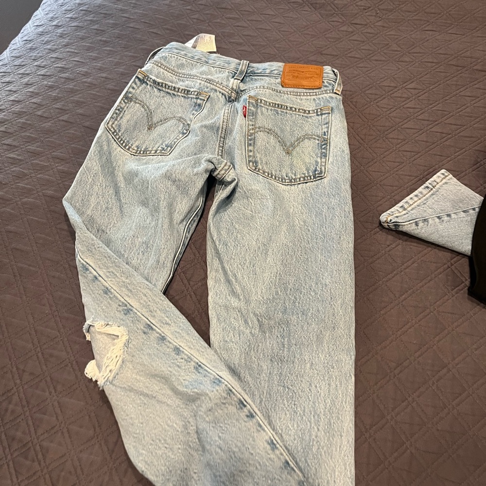 Levi jeans